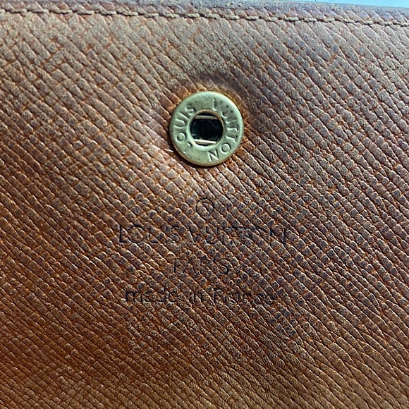 SOLD!! Louis Vuitton Porte Tresor monogram wallet - Picture 3 of 6